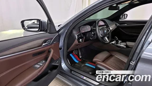 2020 BMW 5Series (G30) 530i M Sport Package Plus Sold VIN WBAJR5104LWW73684 – photo 11 2020 BMW 5Series (G30) 530i M Sport Package Plus Sold VIN WBAJR5104LWW73684 – photo 11