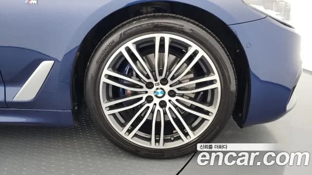 2020 BMW 5 Series (G30) 530i M Sport Package Plus Sold VIN WBAJR5104LWW74401 – photo 15 2020 BMW 5 Series (G30) 530i M Sport Package Plus Sold VIN WBAJR5104LWW74401 – photo 15