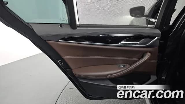 2020 BMW 5 Series (G30) 530i xDrive M Sport Package Plus Sold VIN WBAJR9102LCD27631 – photo 16 2020 BMW 5 Series (G30) 530i xDrive M Sport Package Plus Sold VIN WBAJR9102LCD27631 – photo 16
