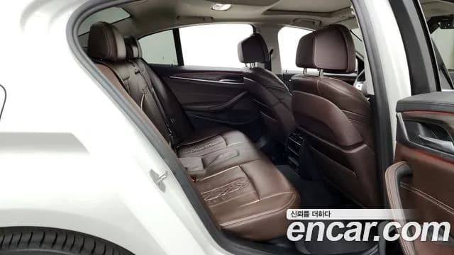 2020 BMW 5Series (G30) 530i xDrive Luxury Plus Sold VIN WBAJR9104LCE27777 – interior seats 2020 BMW 5Series (G30) 530i xDrive Luxury Plus Sold VIN WBAJR9104LCE27777 – interior seats