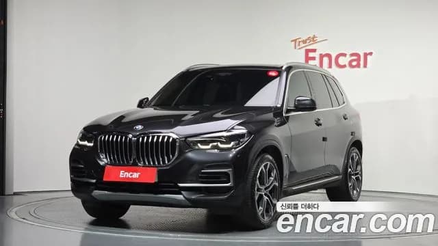 2022 BMW X5 (G05) xDrive 30d xLine Sold VIN WBAJU8101N9L87891 – side profile 2022 BMW X5 (G05) xDrive 30d xLine Sold VIN WBAJU8101N9L87891 – side profile
