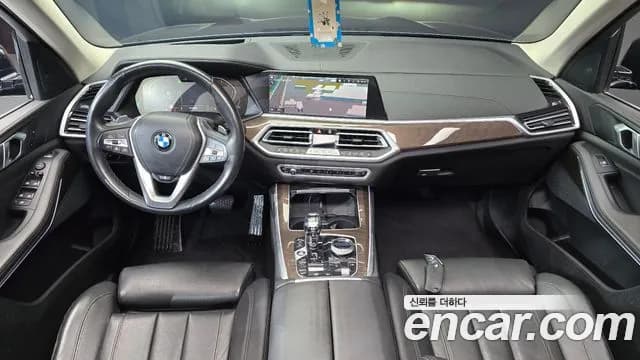 2022 BMW X5 (G05) xDrive 30d xLine Sold VIN WBAJU8105N9L88347 – interior seats 2022 BMW X5 (G05) xDrive 30d xLine Sold VIN WBAJU8105N9L88347 – interior seats