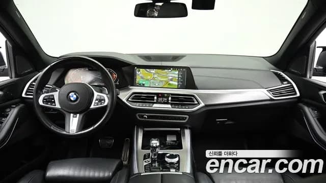 2023 BMW X5 (G05) xDrive 30d M Sport Sold VIN WBAJU8109P9R67263 – interior seats 2023 BMW X5 (G05) xDrive 30d M Sport Sold VIN WBAJU8109P9R67263 – interior seats