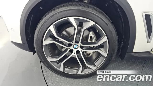 2023 BMW X5 (G05) xDrive 30d xLine Sold VIN WBAJU810XP9P25825 – engine bay 2023 BMW X5 (G05) xDrive 30d xLine Sold VIN WBAJU810XP9P25825 – engine bay