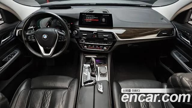 2019 BMW 6Series GT (G32) 620d Luxury Sold VIN WBAJX2100KBU93175 – rear exterior 2019 BMW 6Series GT (G32) 620d Luxury Sold VIN WBAJX2100KBU93175 – rear exterior