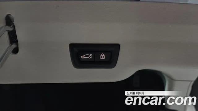 2019 BMW 6Series GT (G32) 620d Luxury Sold VIN WBAJX2100KBU93175 – exterior detail 2019 BMW 6Series GT (G32) 620d Luxury Sold VIN WBAJX2100KBU93175 – exterior detail