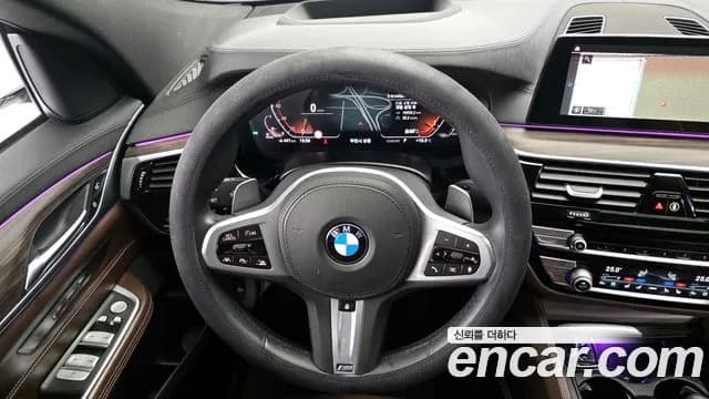 2020 BMW 6Series GT (G32) 620d M Sport Sold VIN WBAJX2100LCD57269 – interior seats 2020 BMW 6Series GT (G32) 620d M Sport Sold VIN WBAJX2100LCD57269 – interior seats