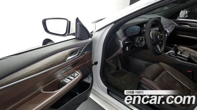 2020 BMW 6Series GT (G32) 620d M Sport Sold VIN WBAJX2100LCD57269 – exterior detail 2020 BMW 6Series GT (G32) 620d M Sport Sold VIN WBAJX2100LCD57269 – exterior detail