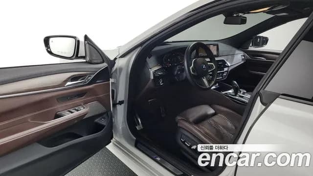 2020 BMW 6Series GT (G32) 620d M Sport Sold VIN WBAJX2100LCE75466 – trunk area 2020 BMW 6Series GT (G32) 620d M Sport Sold VIN WBAJX2100LCE75466 – trunk area