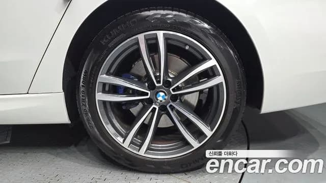 2022 BMW 6 Series GT (G32) 620d xDrive M Sport Sold VIN WBAJY0105NCJ91641 – photo 32 2022 BMW 6 Series GT (G32) 620d xDrive M Sport Sold VIN WBAJY0105NCJ91641 – photo 32