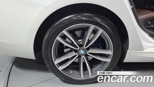2021 BMW 6Series GT (G32) 620d xDrive M Sport Sold VIN WBAJY010XMCG92736 – photo 13 2021 BMW 6Series GT (G32) 620d xDrive M Sport Sold VIN WBAJY010XMCG92736 – photo 13