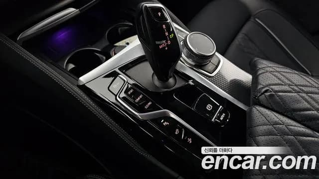 2024 BMW 6Series GT (G32) 620d M Sport Sold VIN WBAJY8109RCR28702 – interior seats 2024 BMW 6Series GT (G32) 620d M Sport Sold VIN WBAJY8109RCR28702 – interior seats