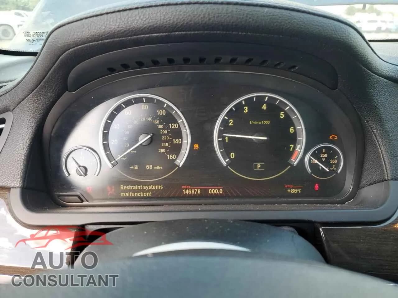 2011 BMW 7 SERIES Damaged VIN WBAKA4C54BC612866 – trunk area 2011 BMW 7 SERIES Damaged VIN WBAKA4C54BC612866 – trunk area