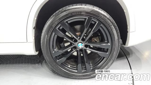 2017 BMW X5 (F15) xDrive M50d Sold VIN WBAKS8108H0V59692 – photo 20 2017 BMW X5 (F15) xDrive M50d Sold VIN WBAKS8108H0V59692 – photo 20