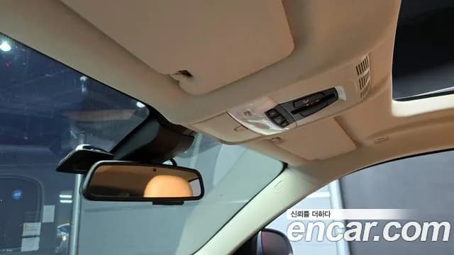 2017 BMW X6 (F16) xDrive 30d Sold VIN WBAKV210XH0V44406 – rear exterior 2017 BMW X6 (F16) xDrive 30d Sold VIN WBAKV210XH0V44406 – rear exterior