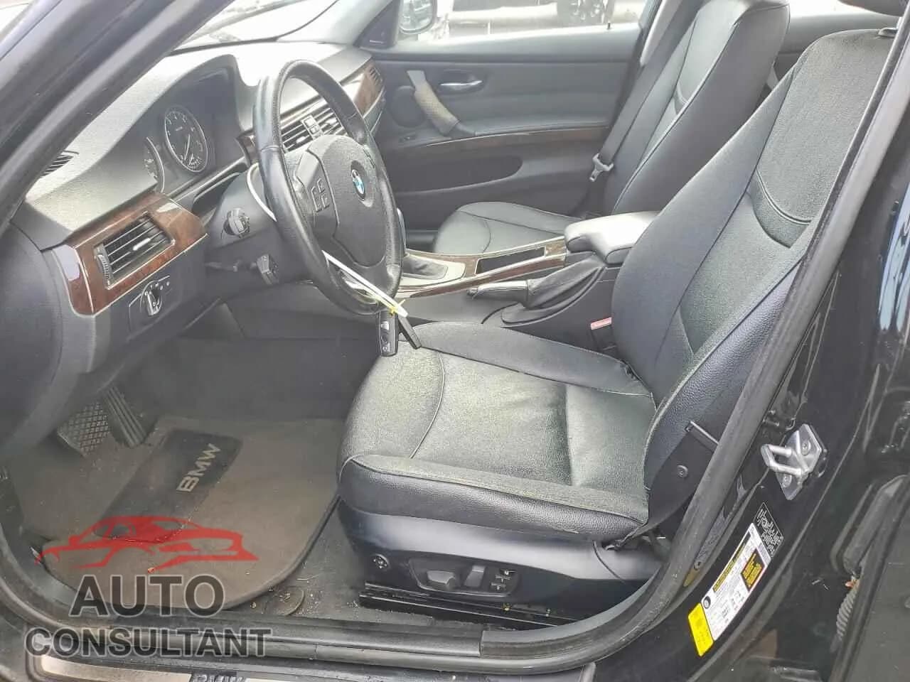 2011 BMW 3 SERIES Damaged VIN WBAPH5G58BNM71578 – exterior detail 2011 BMW 3 SERIES Damaged VIN WBAPH5G58BNM71578 – exterior detail