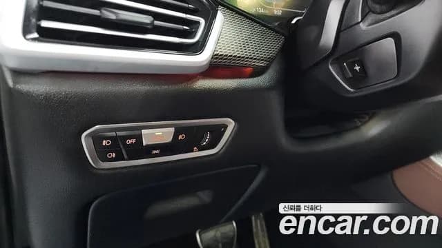 2021 BMW X5 (G05) xDrive 45e M Sport Sold VIN WBATA6107M9H36625 – exterior detail 2021 BMW X5 (G05) xDrive 45e M Sport Sold VIN WBATA6107M9H36625 – exterior detail