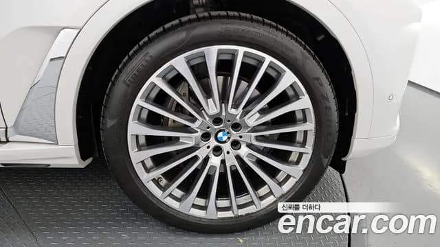 2021 BMW X7 (G07) xDrive 40d Design Pure Excellence 6-Seater Sold VIN WBATB4103M9G07069 – exterior detail 2021 BMW X7 (G07) xDrive 40d Design Pure Excellence 6-Seater Sold VIN WBATB4103M9G07069 – exterior detail