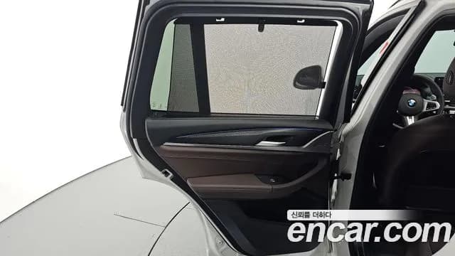 2021 BMW X3 (G01) xDrive 30e M sports Online Exclusive Edition Sold VIN WBATS5109M9G77052 – interior seats 2021 BMW X3 (G01) xDrive 30e M sports Online Exclusive Edition Sold VIN WBATS5109M9G77052 – interior seats