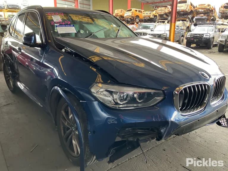 2020 BMW X3 Used VIN WBATS76020N048994 – exterior detail 2020 BMW X3 Used VIN WBATS76020N048994 – exterior detail