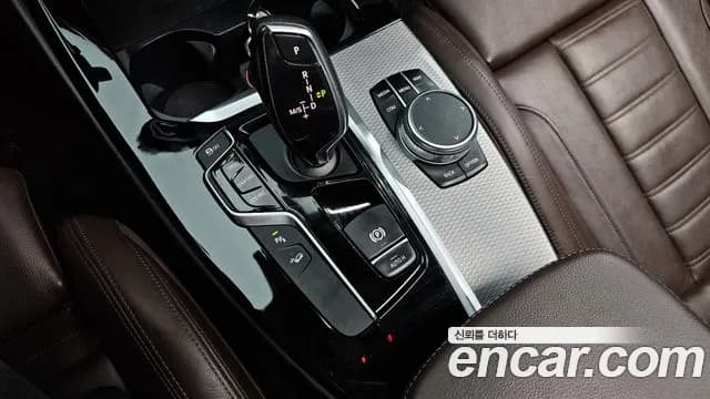 2018 BMW X3 (G01) xDrive 20d M Sport Sold VIN WBATX3104JLB92998 – trunk area 2018 BMW X3 (G01) xDrive 20d M Sport Sold VIN WBATX3104JLB92998 – trunk area