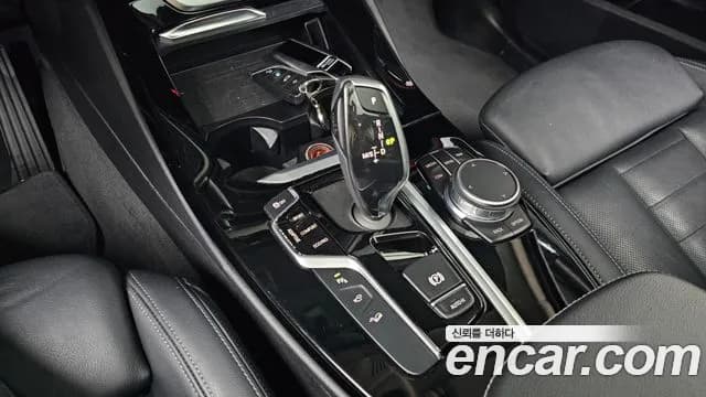 2019 BMW X3 (G01) xDrive 30d Sold VIN WBATX7107KLG17722 – trunk area 2019 BMW X3 (G01) xDrive 30d Sold VIN WBATX7107KLG17722 – trunk area