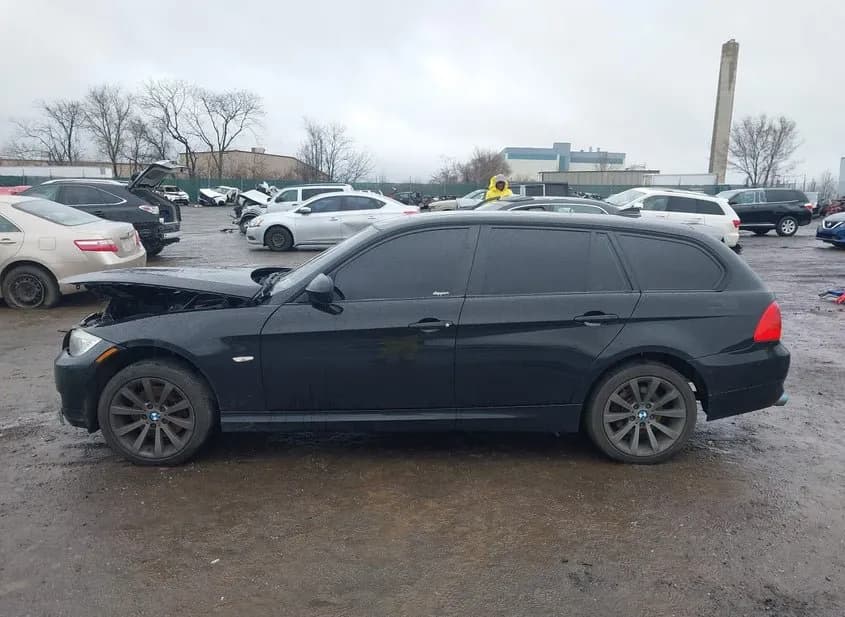 2011 BMW 328i Used VIN WBAUU3C5XBA543090 – dashboard 2011 BMW 328i Used VIN WBAUU3C5XBA543090 – dashboard