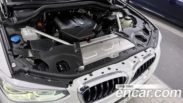 2020 BMW X3 (G01) xDrive 20d M Sport Sold VIN WBAUZ3104L9B29740 – exterior detail 2020 BMW X3 (G01) xDrive 20d M Sport Sold VIN WBAUZ3104L9B29740 – exterior detail