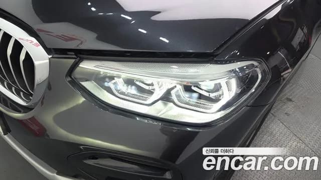 2021 BMW X4 (G02) xDrive20d xLine Sold VIN WBAVJ9101M9G13641 – interior seats 2021 BMW X4 (G02) xDrive20d xLine Sold VIN WBAVJ9101M9G13641 – interior seats