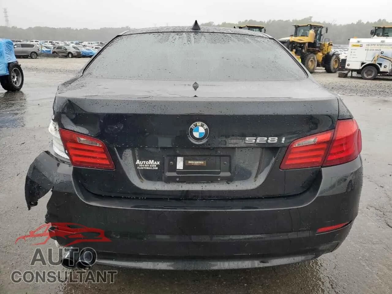 2013 BMW 5 SERIES Damaged VIN WBAXG5C54DD234653 – engine bay 2013 BMW 5 SERIES Damaged VIN WBAXG5C54DD234653 – engine bay