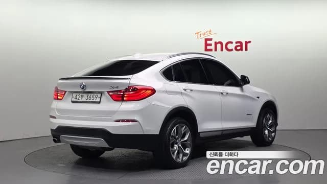2017 BMW X4 (F26) xDrive20d SAC Edition Sold VIN WBAXX1103H0W06125 – trunk area 2017 BMW X4 (F26) xDrive20d SAC Edition Sold VIN WBAXX1103H0W06125 – trunk area