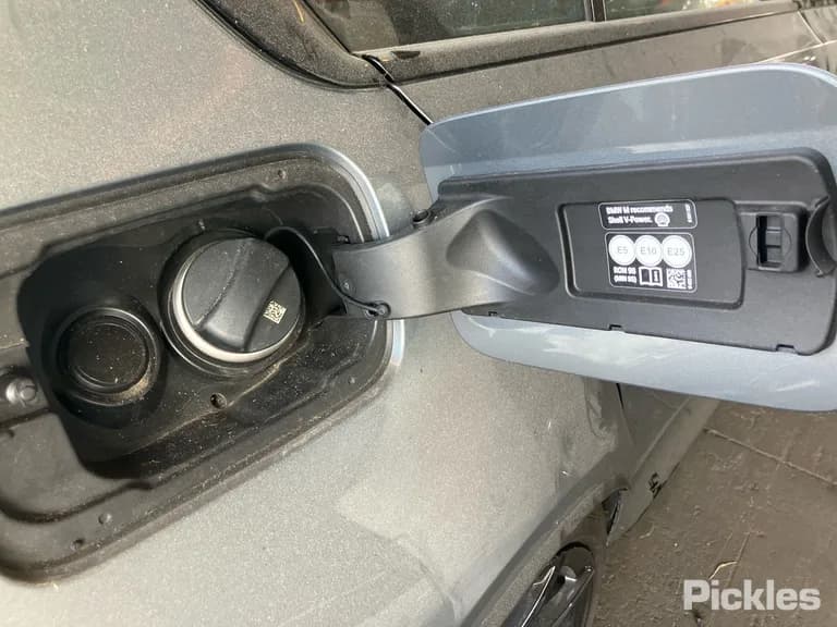 2023 BMW M3 Used VIN WBS42AY050FS09424 – trunk area 2023 BMW M3 Used VIN WBS42AY050FS09424 – trunk area