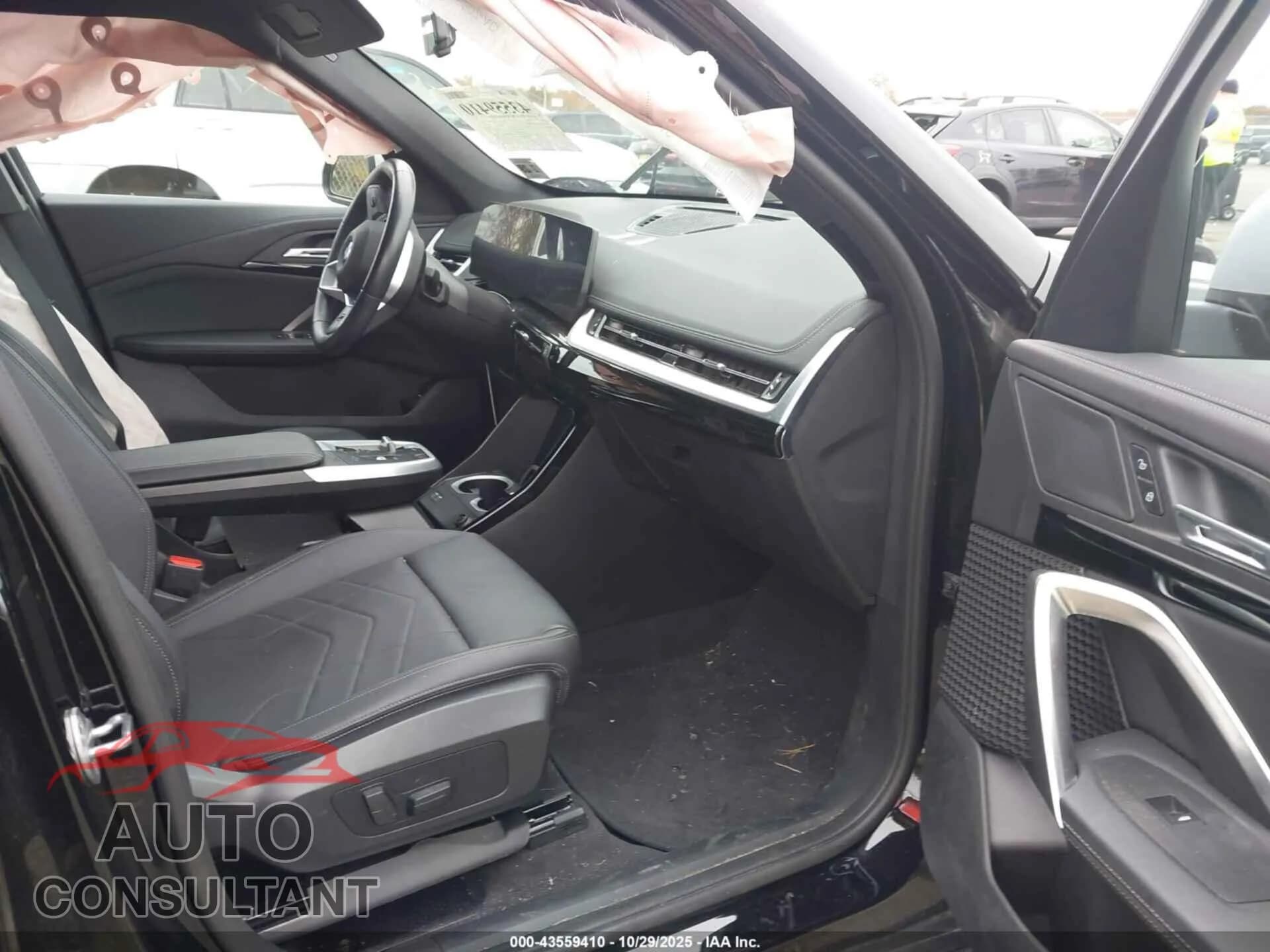 2024 BMW X1 Damaged VIN WBX73EF02R5Y44280 – interior seats 2024 BMW X1 Damaged VIN WBX73EF02R5Y44280 – interior seats