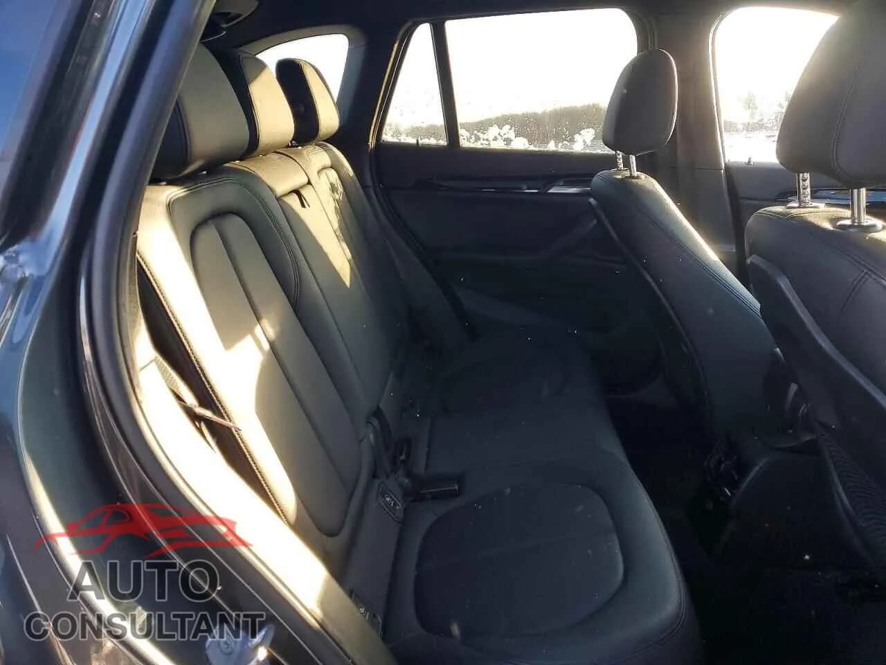 2016 BMW X1 Damaged VIN WBXHT3C30G5F64980 – photo 11 2016 BMW X1 Damaged VIN WBXHT3C30G5F64980 – photo 11