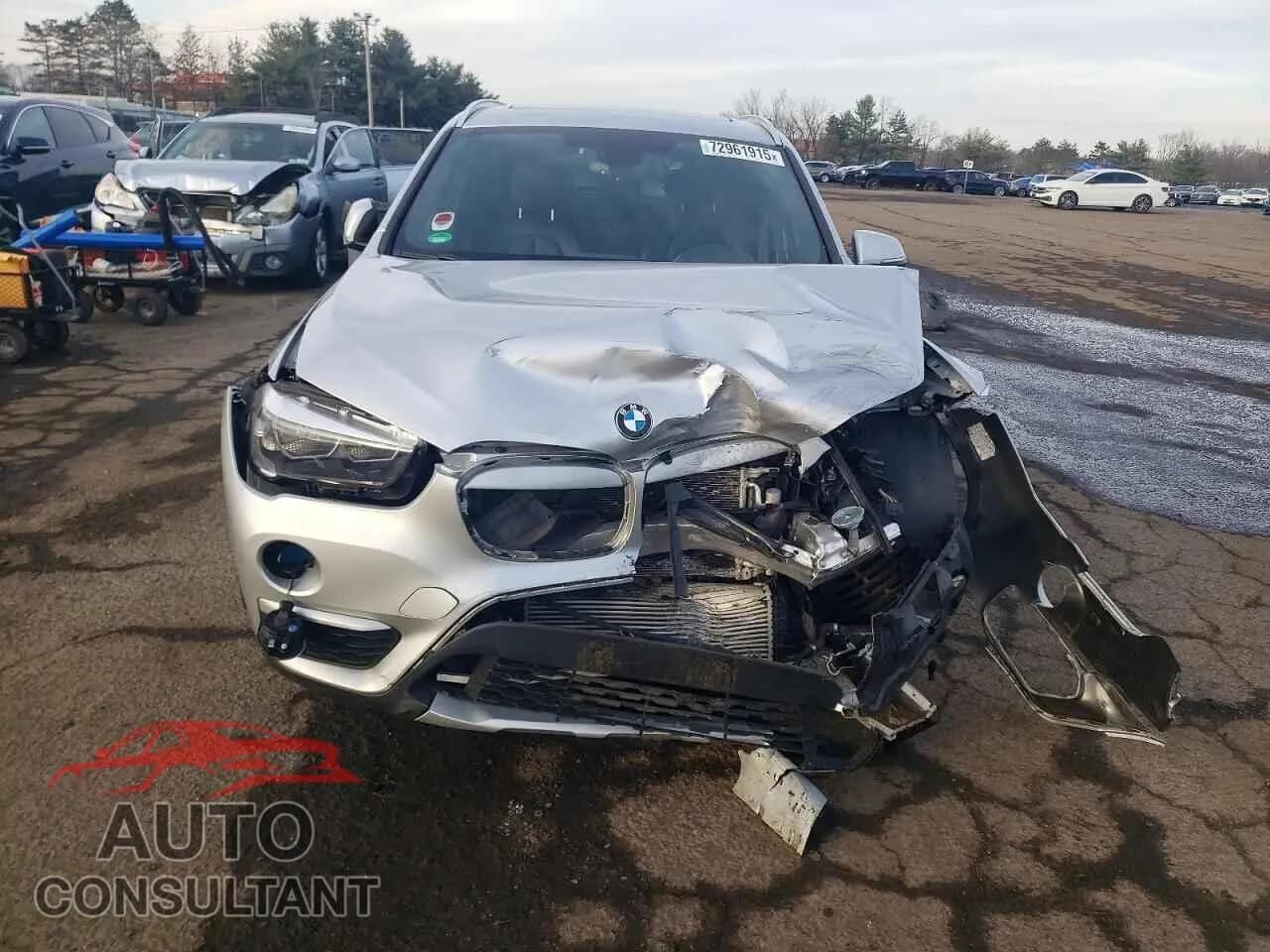 2018 BMW X1 Damaged VIN WBXHT3C32J5L24222 – interior seats 2018 BMW X1 Damaged VIN WBXHT3C32J5L24222 – interior seats