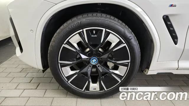2024 BMW iX3 M Sports Sold VIN WBY41DU07RSE83800 – photo 12 2024 BMW iX3 M Sports Sold VIN WBY41DU07RSE83800 – photo 12
