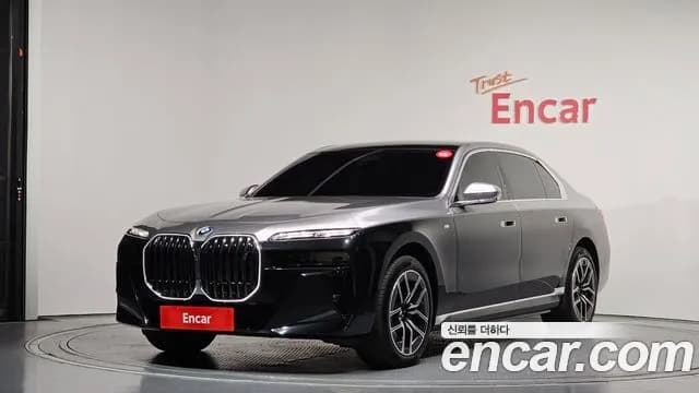 2024 BMW i7 (G70) eDrive 50 M Sport Sold VIN WBY41EJ01RCR37041 – trunk area 2024 BMW i7 (G70) eDrive 50 M Sport Sold VIN WBY41EJ01RCR37041 – trunk area