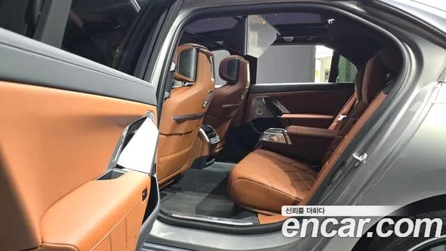 2023 BMW i7 (G70) xDrive 60 M sport Sold VIN WBY51EJ02PCN86156 – photo 17 2023 BMW i7 (G70) xDrive 60 M sport Sold VIN WBY51EJ02PCN86156 – photo 17