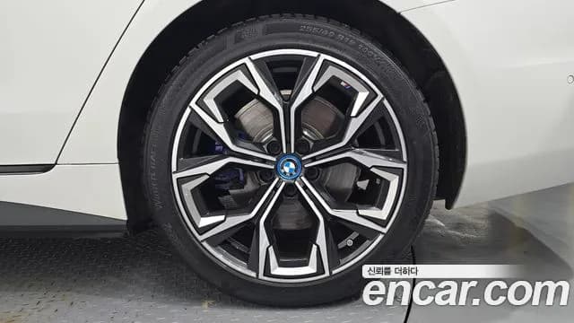 2024 BMW i4 eDrive40 M Sports Pro Sold VIN WBY71AW05RFS51145 – photo 18 2024 BMW i4 eDrive40 M Sports Pro Sold VIN WBY71AW05RFS51145 – photo 18
