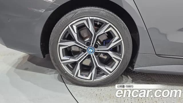 2022 BMW i4 eDrive40 M Sports Pro Fist Edition Sold VIN WBY71AW09NFM28192 – photo 18 2022 BMW i4 eDrive40 M Sports Pro Fist Edition Sold VIN WBY71AW09NFM28192 – photo 18