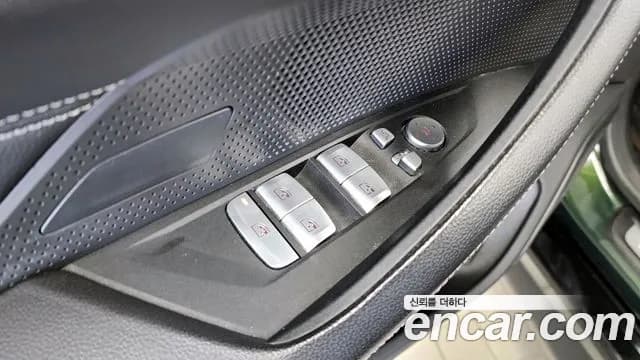 2022 BMW i4 eDrive40 M Sports Sold VIN WBY71AW09NFM61077 – photo 12 2022 BMW i4 eDrive40 M Sports Sold VIN WBY71AW09NFM61077 – photo 12