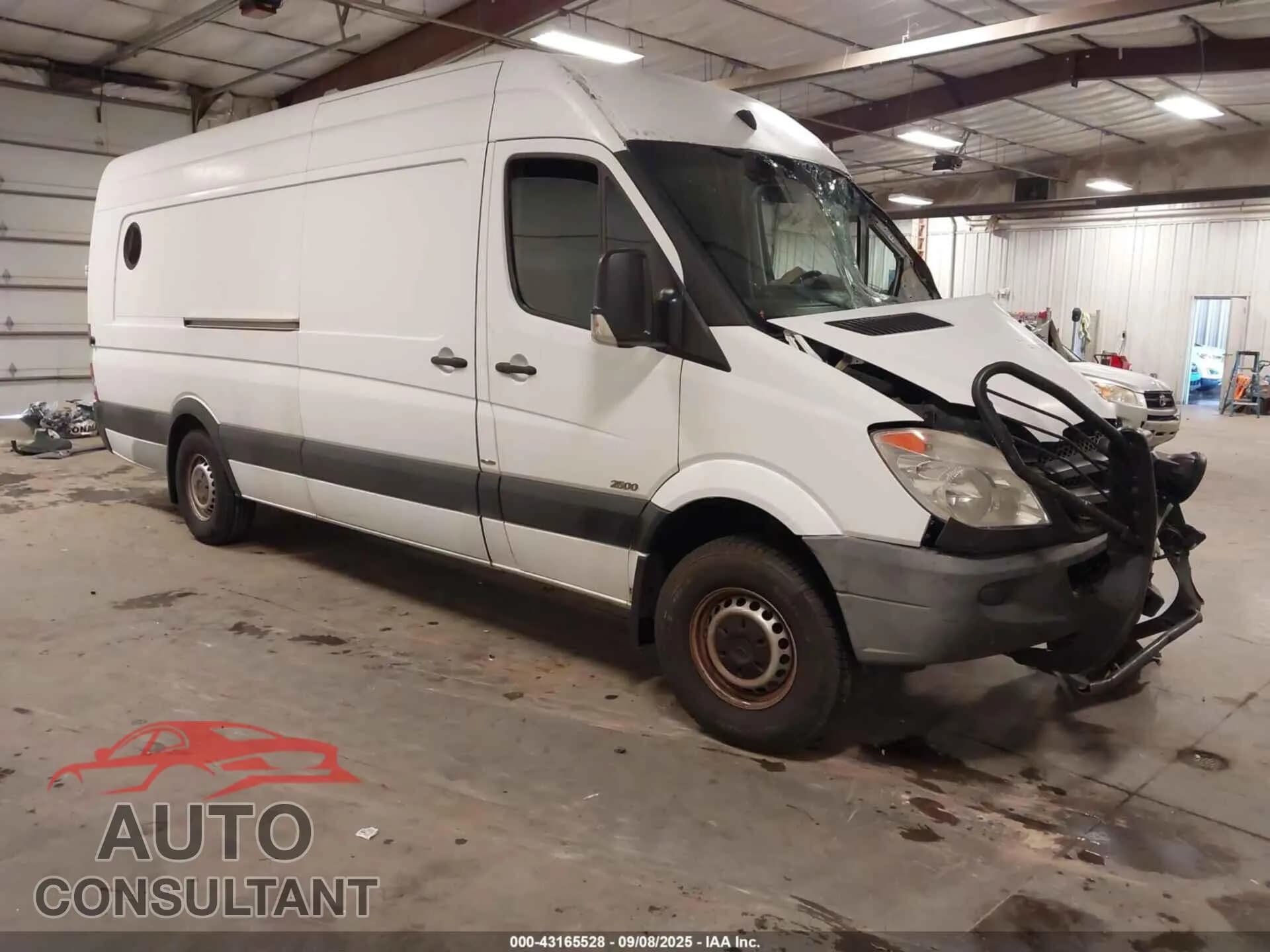 2013 MERCEDES-BENZ SPRINTER 2500 Damaged VIN WD3PE8CC6D5737565 – front exterior 2013 MERCEDES-BENZ SPRINTER 2500 Damaged VIN WD3PE8CC6D5737565 – front exterior