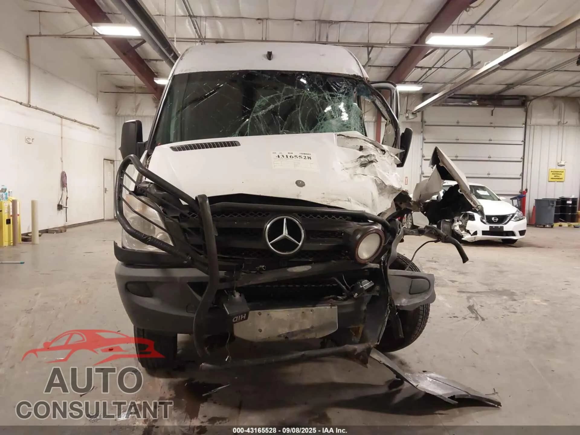 2013 MERCEDES-BENZ SPRINTER 2500 Damaged VIN WD3PE8CC6D5737565 – photo 15 2013 MERCEDES-BENZ SPRINTER 2500 Damaged VIN WD3PE8CC6D5737565 – photo 15