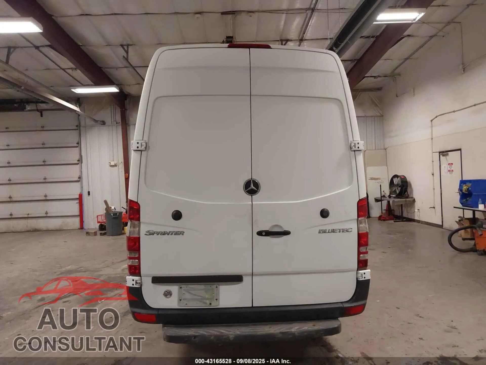 2013 MERCEDES-BENZ SPRINTER 2500 Damaged VIN WD3PE8CC6D5737565 – photo 18 2013 MERCEDES-BENZ SPRINTER 2500 Damaged VIN WD3PE8CC6D5737565 – photo 18