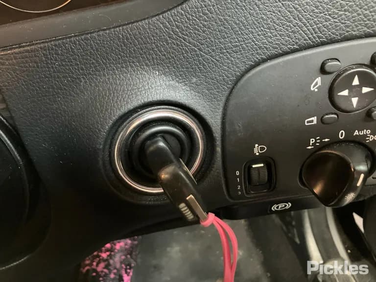 2006 Mercedes-Benz CLK-Class Used VIN WDB2093562F191959 – photo 11 2006 Mercedes-Benz CLK-Class Used VIN WDB2093562F191959 – photo 11