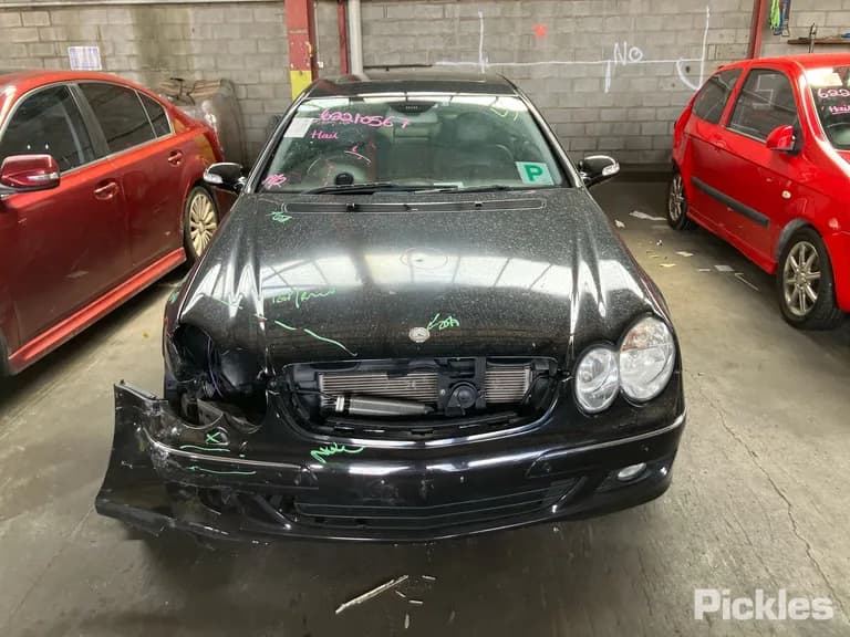 2006 Mercedes-Benz CLK-Class Used VIN WDB2093562F191959 – photo 14 2006 Mercedes-Benz CLK-Class Used VIN WDB2093562F191959 – photo 14