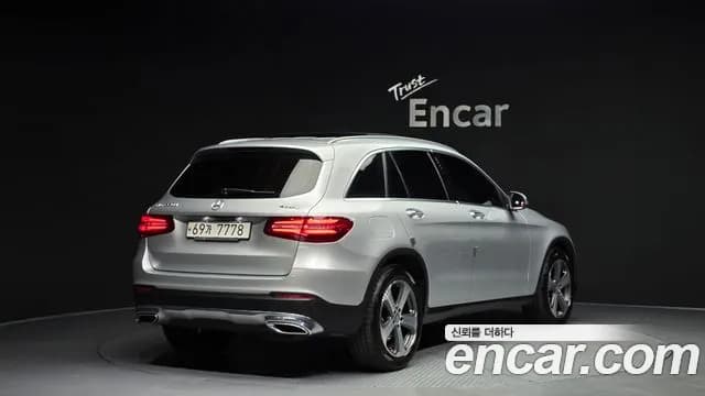 2017 Mercedes-Benz GLC-Class X253 GLC220 d 4MATIC Premium Sold VIN WDC0G0FB3HF189332 – photo 14 2017 Mercedes-Benz GLC-Class X253 GLC220 d 4MATIC Premium Sold VIN WDC0G0FB3HF189332 – photo 14