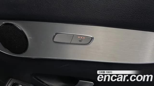 2017 Mercedes-Benz GLC-Class X253 GLC220 d 4MATIC Sold VIN WDC0G0FB7HF189057 – exterior detail 2017 Mercedes-Benz GLC-Class X253 GLC220 d 4MATIC Sold VIN WDC0G0FB7HF189057 – exterior detail