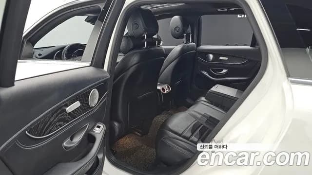 2017 Mercedes-Benz GLC-Class X253 GLC220 d 4MATIC Premium Sold VIN WDC0G0FB8HF229906 – photo 11 2017 Mercedes-Benz GLC-Class X253 GLC220 d 4MATIC Premium Sold VIN WDC0G0FB8HF229906 – photo 11