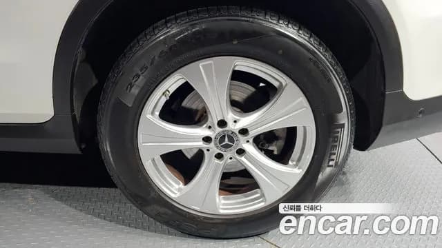 2018 Mercedes-Benz GLC-Class X253 GLC220 d 4MATIC Sold VIN WDC0G0FB9JF450615 – photo 16 2018 Mercedes-Benz GLC-Class X253 GLC220 d 4MATIC Sold VIN WDC0G0FB9JF450615 – photo 16